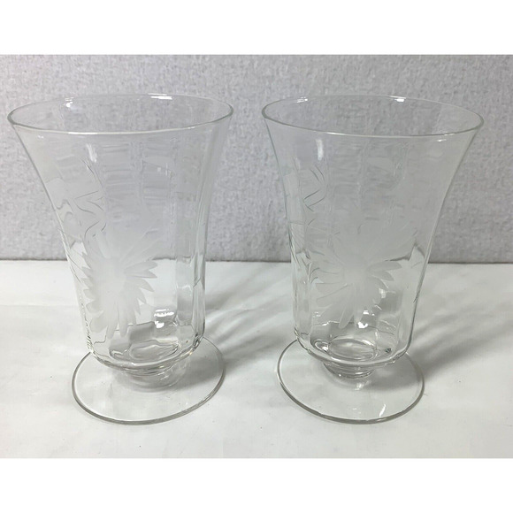 2 Vintage Cordial Glasses Etched Floral Leaf Design 4" Wine Juice - Picture 1 of 6